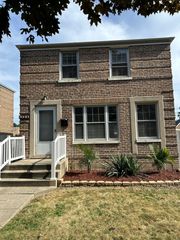 3307 S 58th Avenue, Cicero, IL 60804