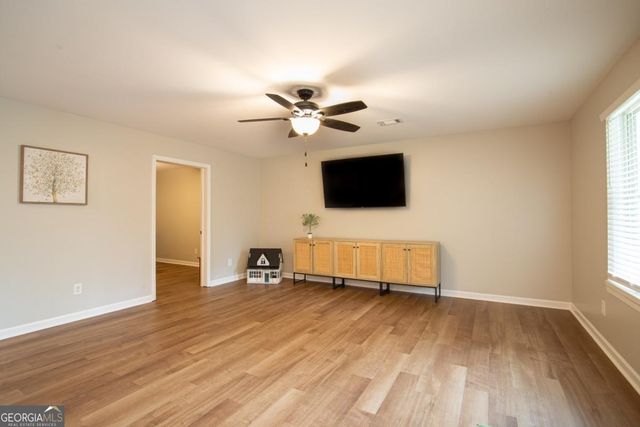 36 NE Thunderhawk Lane NE, Rydal, GA 30171