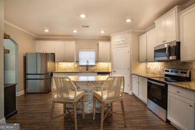 36 NE Thunderhawk Lane NE, Rydal, GA 30171