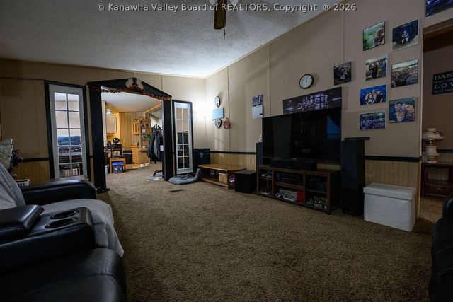 153 Everett Hager Road, Chapmanville, WV 25508