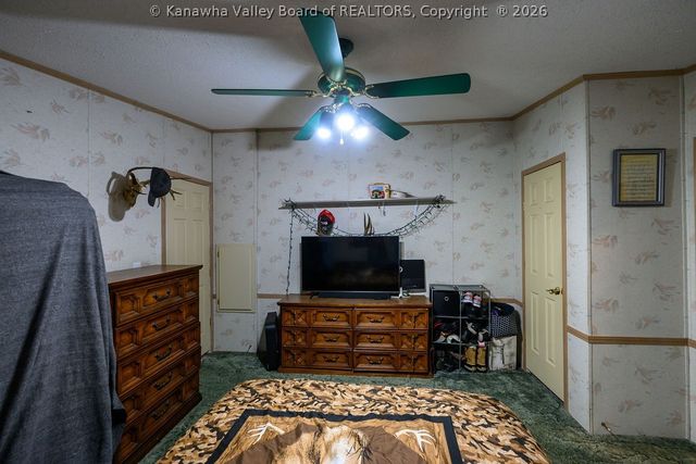 153 Everett Hager Road, Chapmanville, WV 25508