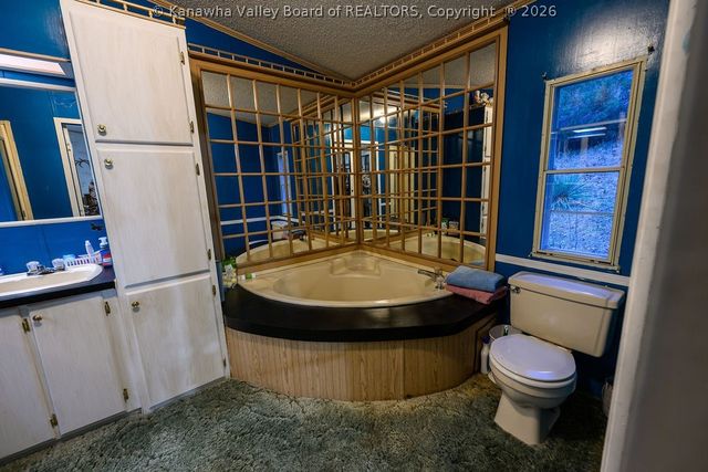 153 Everett Hager Road, Chapmanville, WV 25508