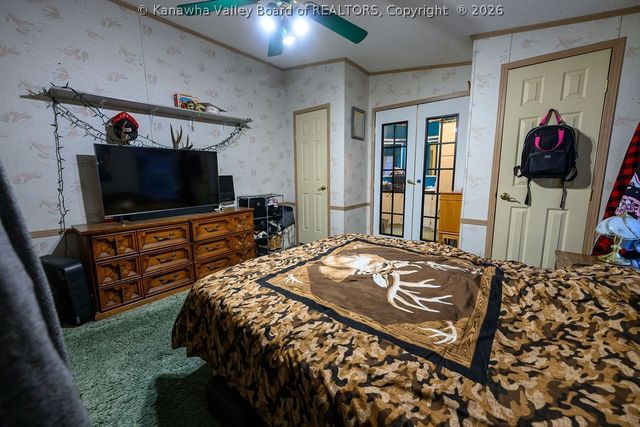 153 Everett Hager Road, Chapmanville, WV 25508