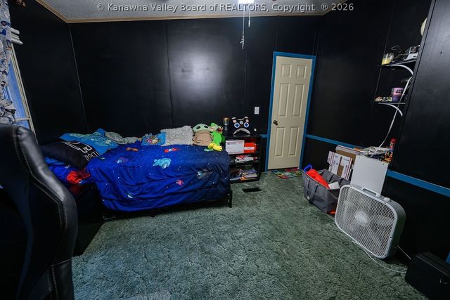 153 Everett Hager Road, Chapmanville, WV 25508