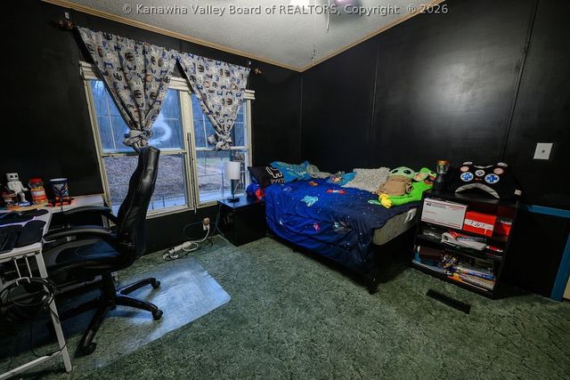 153 Everett Hager Road, Chapmanville, WV 25508