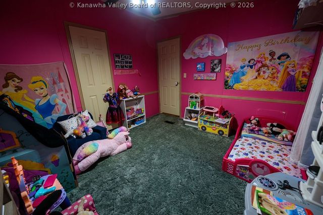 153 Everett Hager Road, Chapmanville, WV 25508