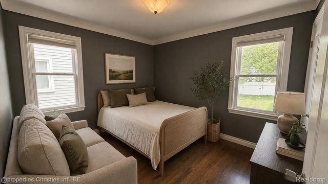 2990 Oakshire Avenue, Berkley, MI 48072