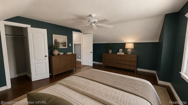 2990 Oakshire Avenue, Berkley, MI 48072