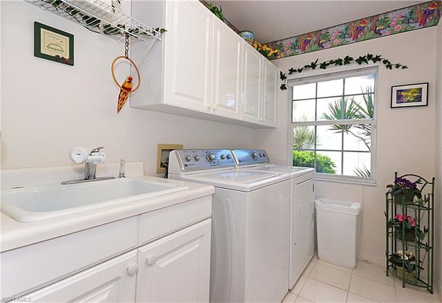 322 Melrose PL 31, Naples, FL 34104