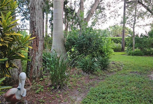 322 Melrose PL 31, Naples, FL 34104