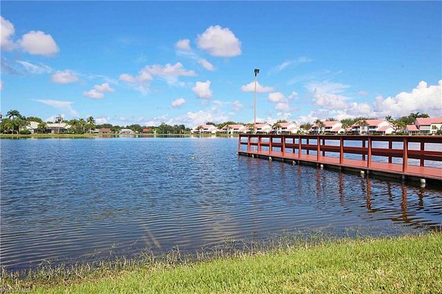 322 Melrose PL 31, Naples, FL 34104