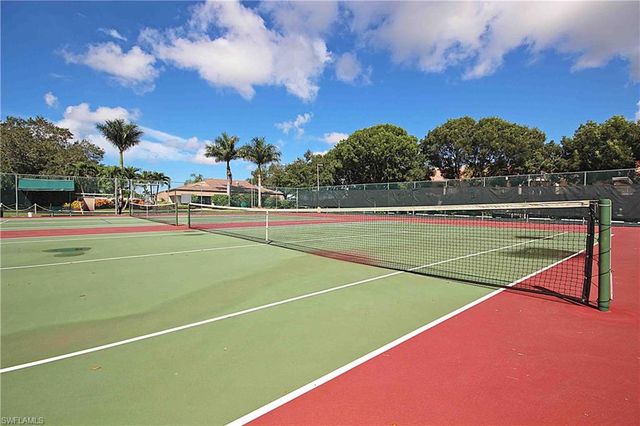 322 Melrose PL 31, Naples, FL 34104