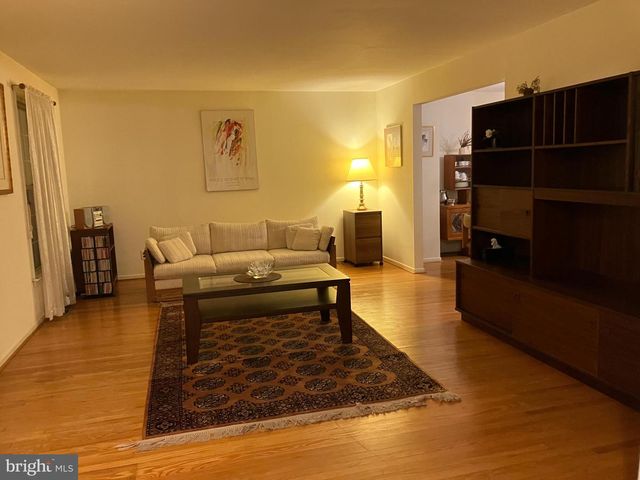 32 ROBERTS DR, Somerdale, NJ 08083