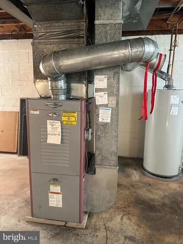 32 ROBERTS DR, Somerdale, NJ 08083