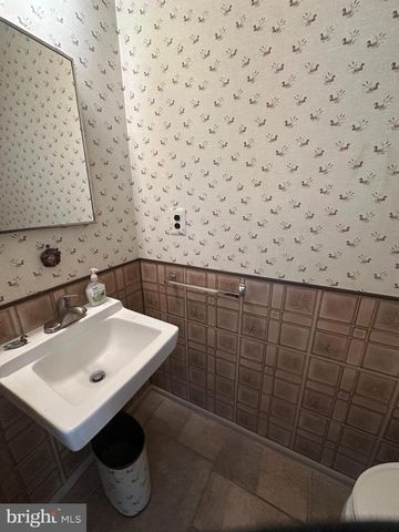 32 ROBERTS DR, Somerdale, NJ 08083