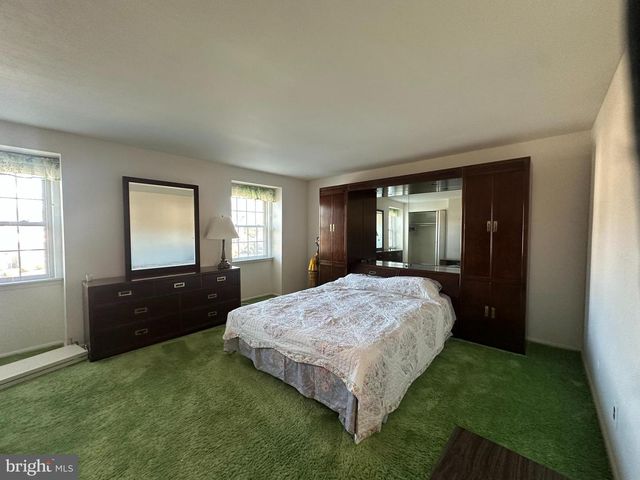 32 ROBERTS DR, Somerdale, NJ 08083