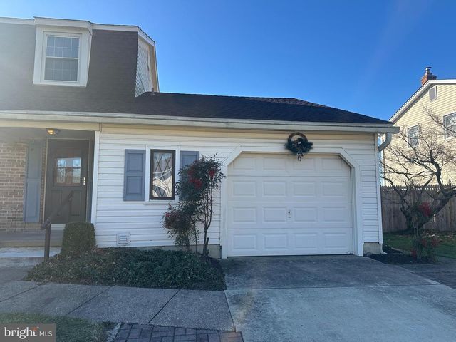 32 ROBERTS DR, Somerdale, NJ 08083