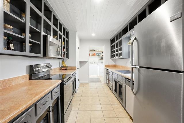 1878 Highway 85, Fayetteville, GA 30215