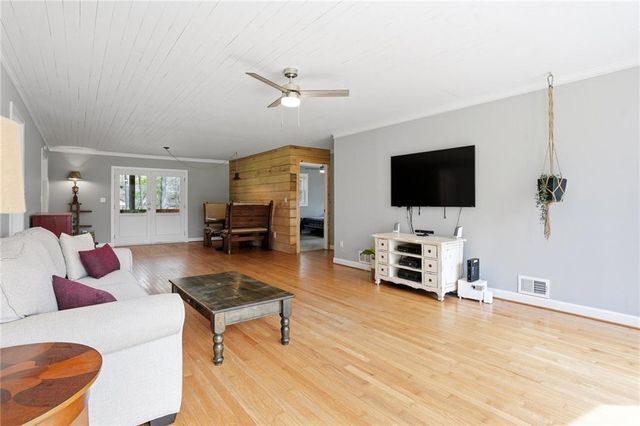 1878 Highway 85, Fayetteville, GA 30215