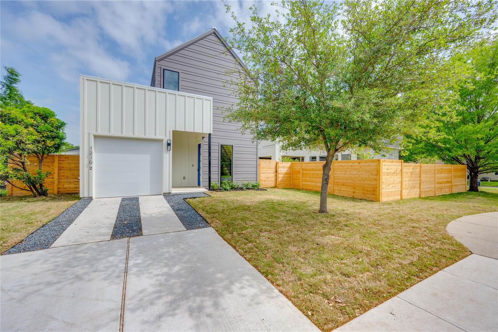 1310 Ruth Ave B, Austin, TX 78757