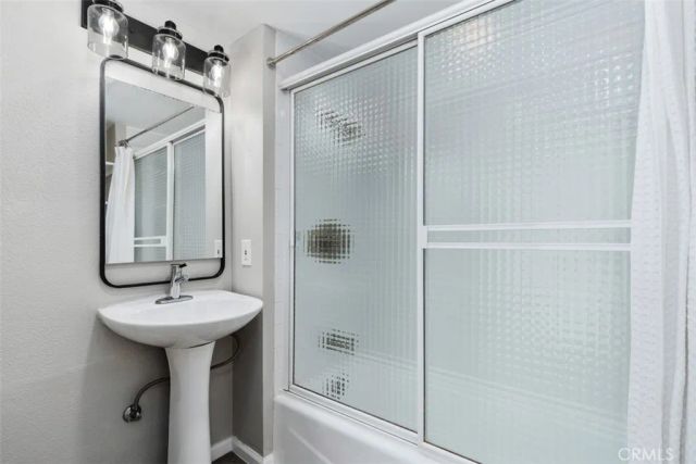 17111 S Pacific Avenue, Sunset Beach, CA 90742
