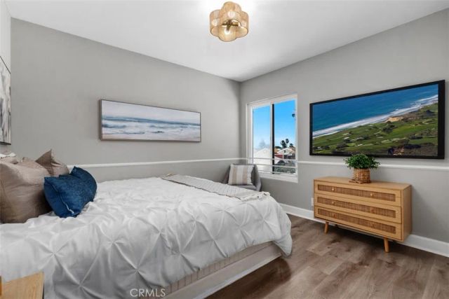 17111 S Pacific Avenue, Sunset Beach, CA 90742