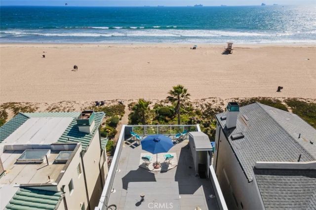 17111 S Pacific Avenue, Sunset Beach, CA 90742