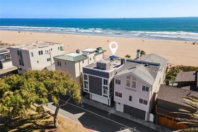 17111 S Pacific Avenue, Sunset Beach, CA 90742