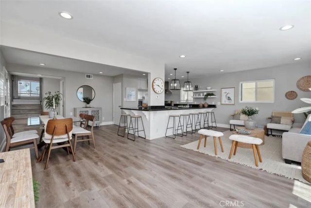 17111 S Pacific Avenue, Sunset Beach, CA 90742