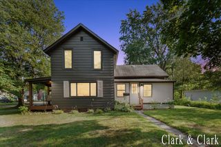 536 E Bond Street, Hastings, MI 49058