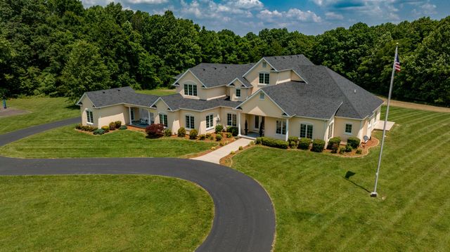 444 Sparks Avenue, Jamestown, KY 42629