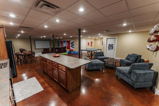 444 Sparks Avenue, Jamestown, KY 42629