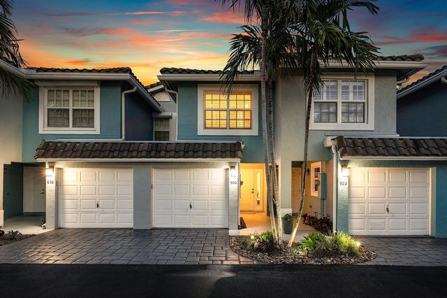 900 E Jeffery Street, Boca Raton, FL 33487