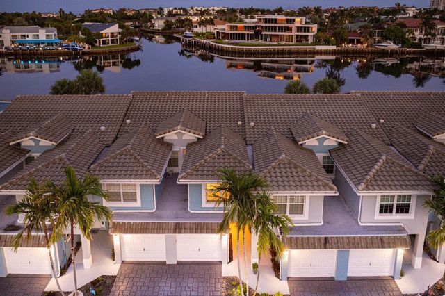 900 E Jeffery Street, Boca Raton, FL 33487