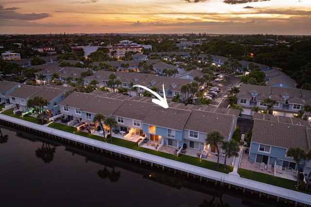 900 E Jeffery Street, Boca Raton, FL 33487