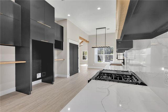 5085 North Oakland Lane, Bryan, TX 77808