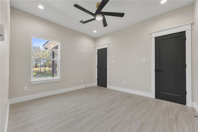 5085 North Oakland Lane, Bryan, TX 77808