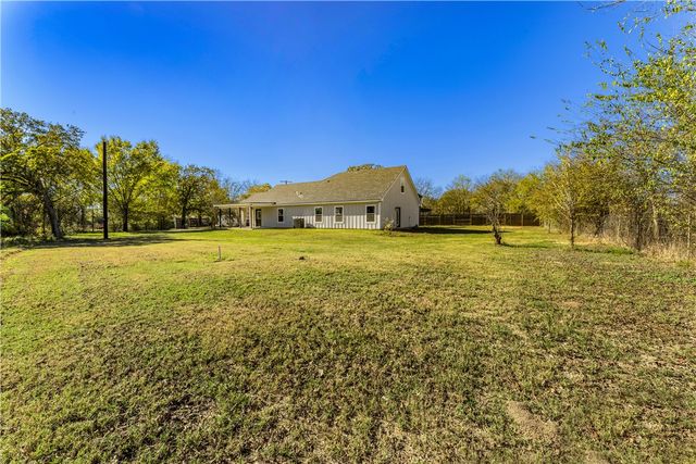 5085 North Oakland Lane, Bryan, TX 77808