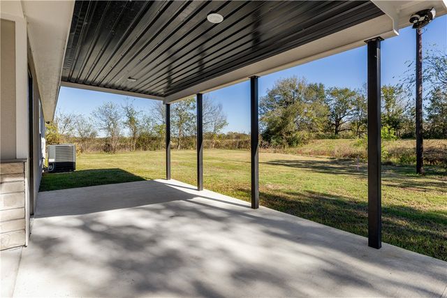 5085 North Oakland Lane, Bryan, TX 77808