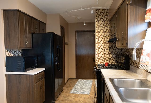 5220 138th Street, Crestwood, IL 60418