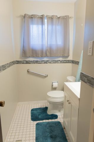 5220 138th Street, Crestwood, IL 60418