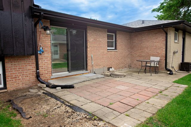 5220 138th Street, Crestwood, IL 60418