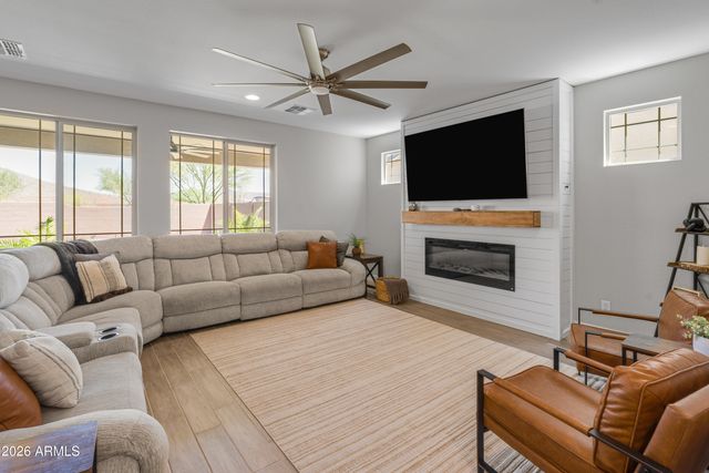 12394 W cassia Trail, Peoria, AZ 85383