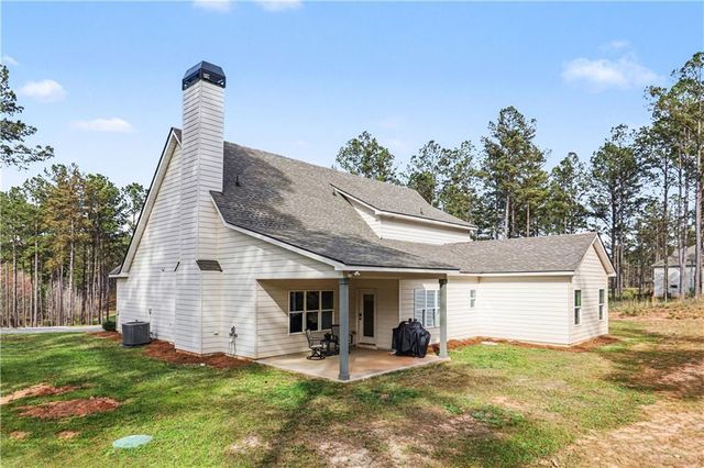 100 Dove Creek Court, Lagrange, GA 30241