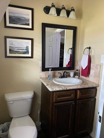 561 Lakeway Drive, Conroe, TX 77316