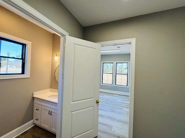 825 Commanders Island Dr., Georgetown, SC 29440