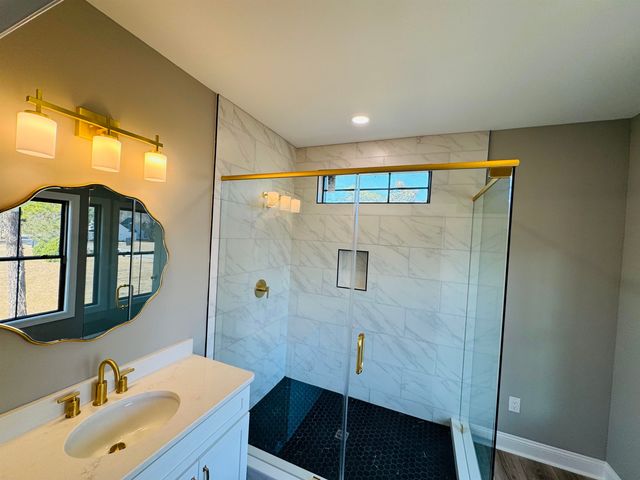 825 Commanders Island Dr., Georgetown, SC 29440