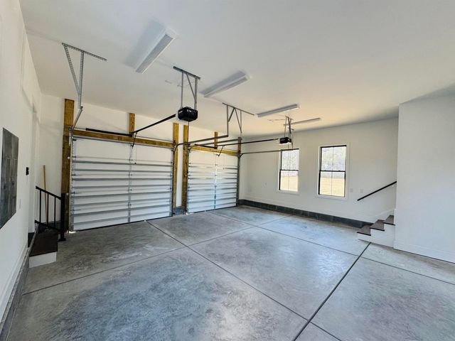 825 Commanders Island Dr., Georgetown, SC 29440