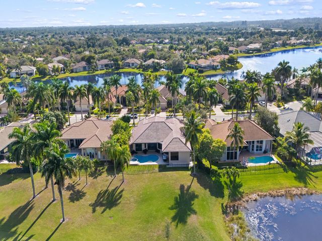 2583 Mayfair Ln, Weston, FL 33327