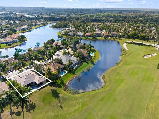 2583 Mayfair Ln, Weston, FL 33327